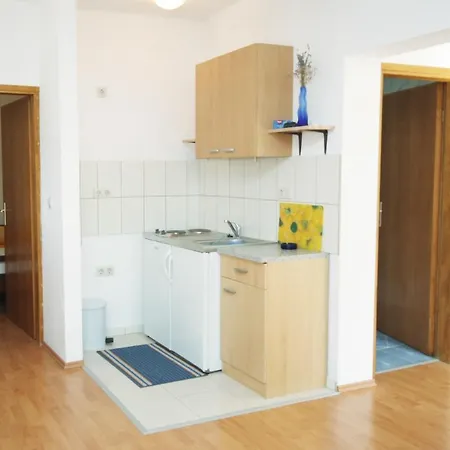 With A Parking Space - 5096 Apartamento Murter